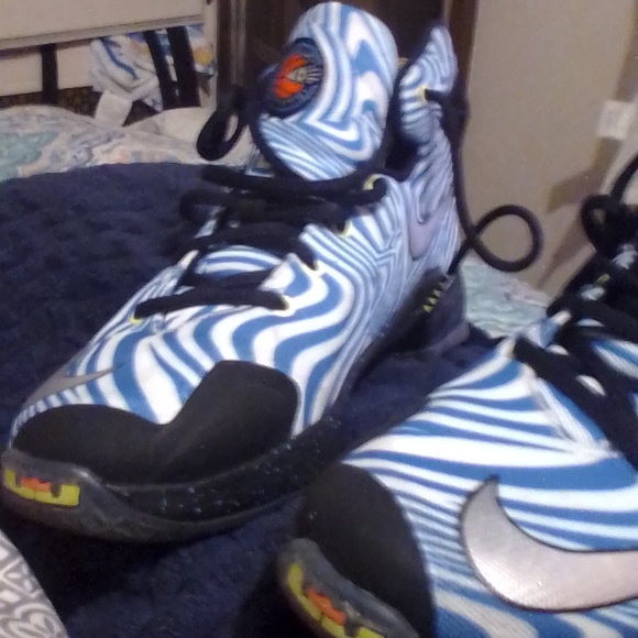 Shoes Nike - Picture 2 of 2